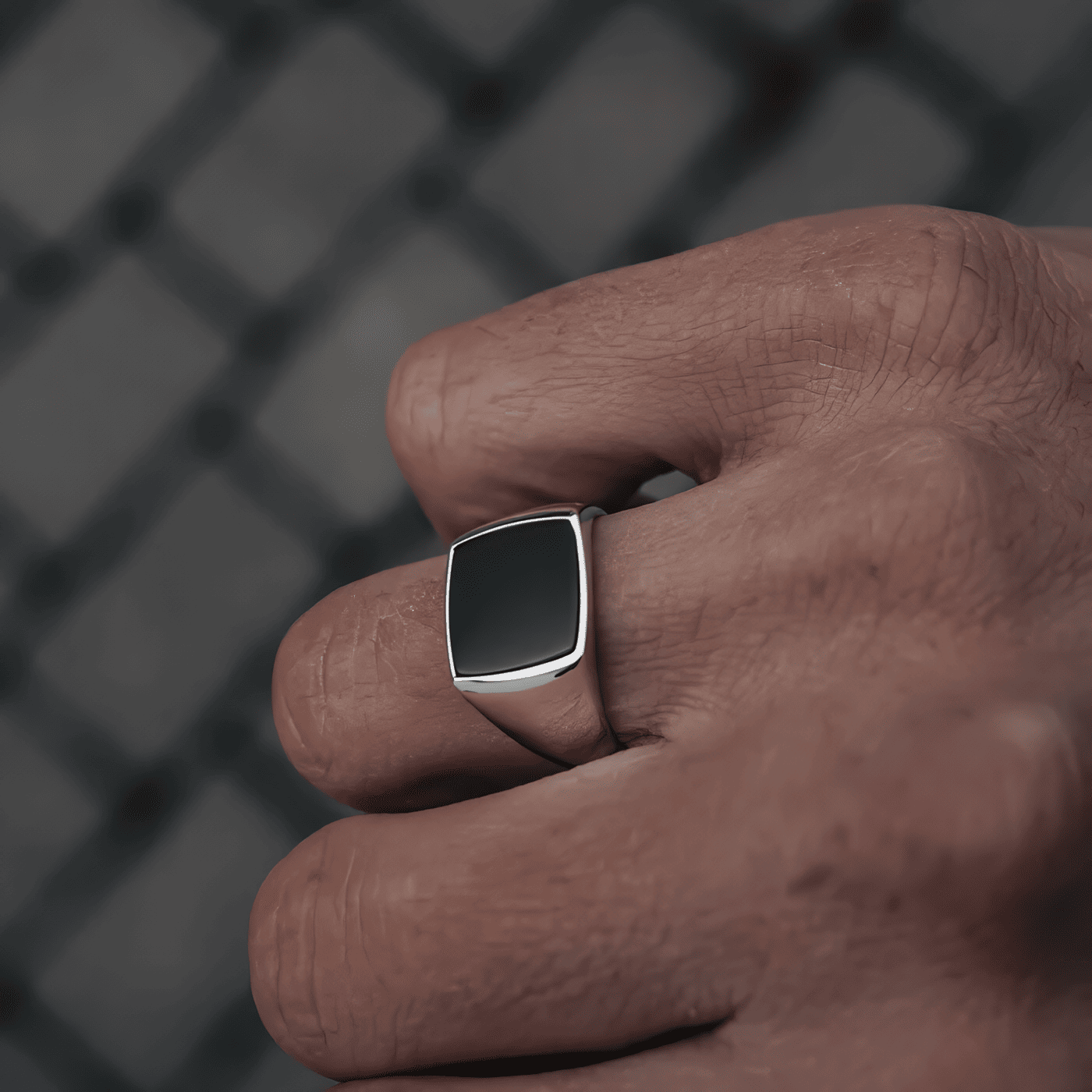 SIGNET RING WITH BLACK STONE - STERLING SILVER 925