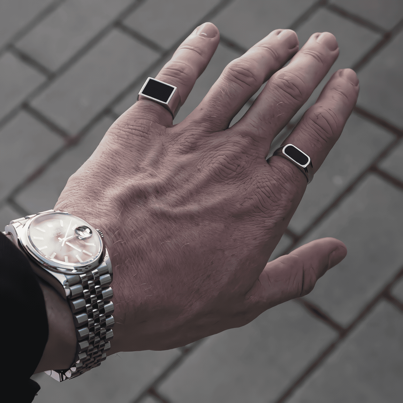 BOLD BLACK SIGNET RING - SILVER 925