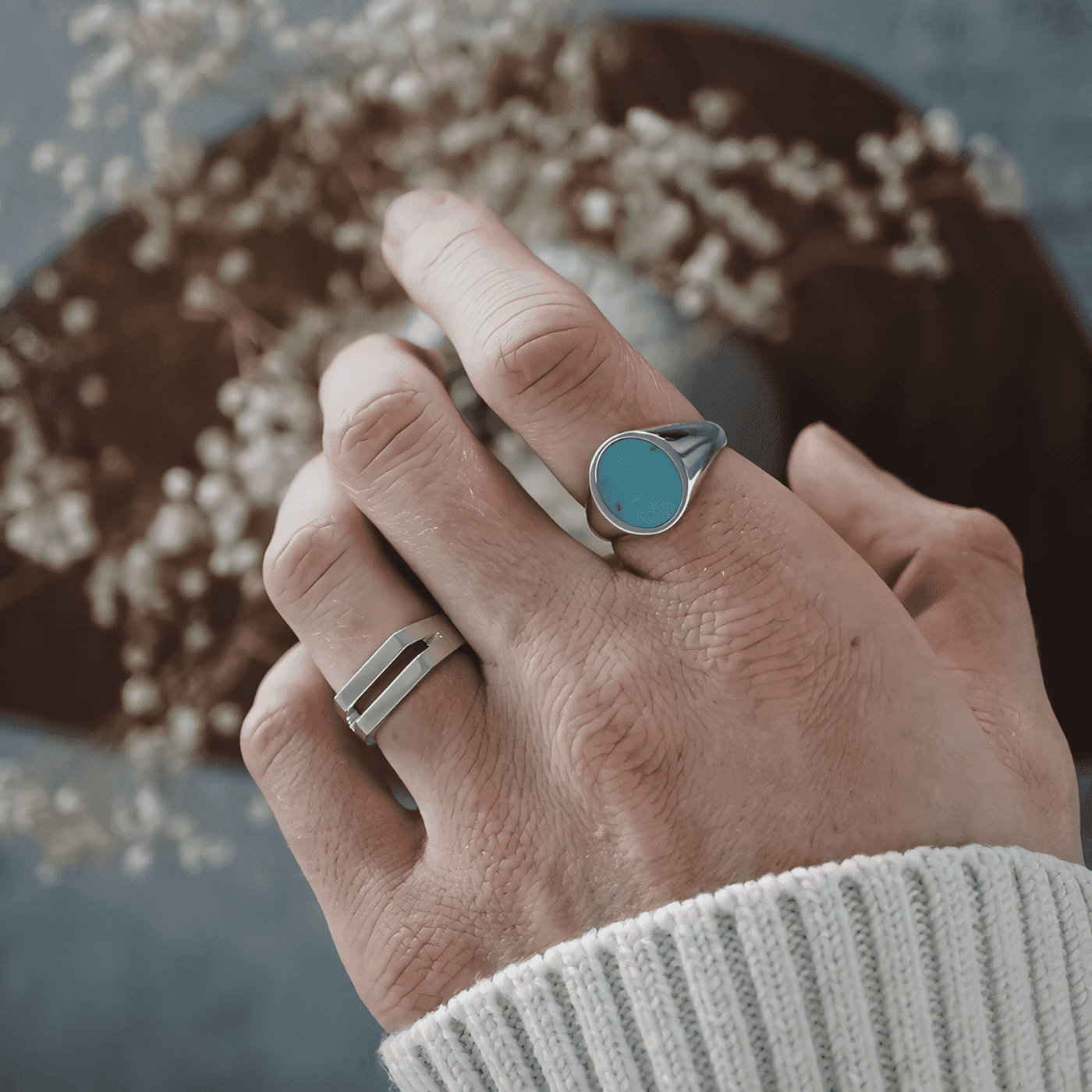 Oval Silver Turquoise Ring - Image 4